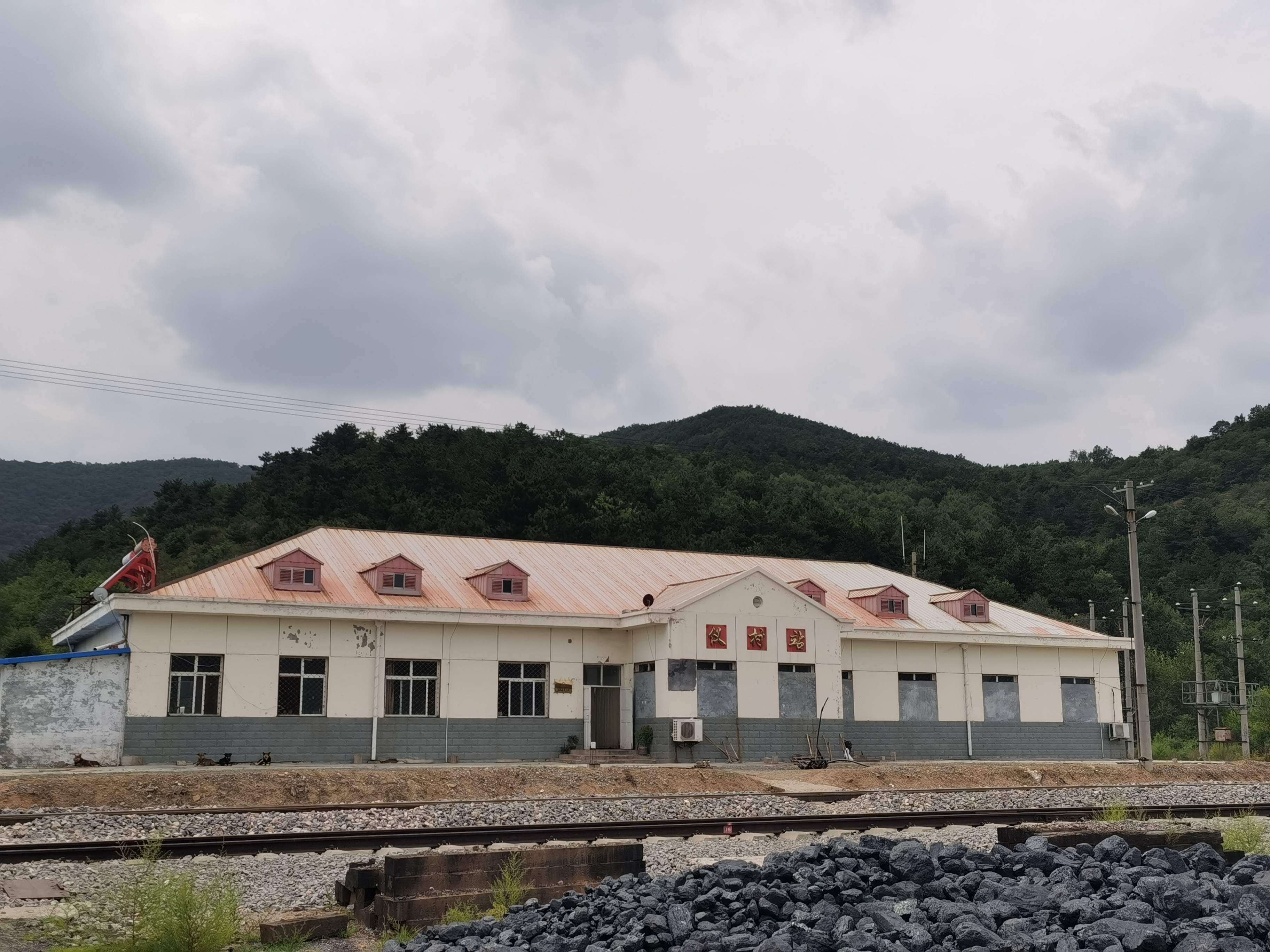 和嘉丨施工陽涉鐵路通信電源及機房環(huán)境監(jiān)控系統(tǒng)項目